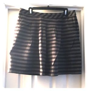 A line gray & black striped skirt